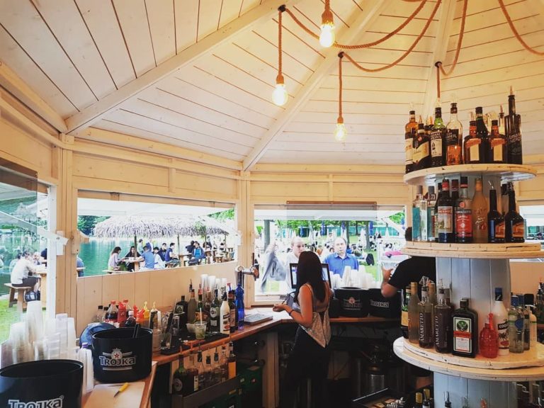 Bar 768x576