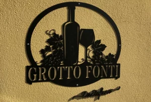 logo 300x202