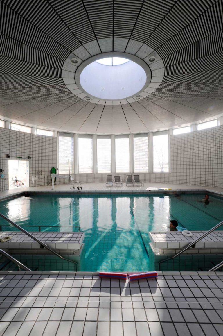 Piscina 2 768x1156