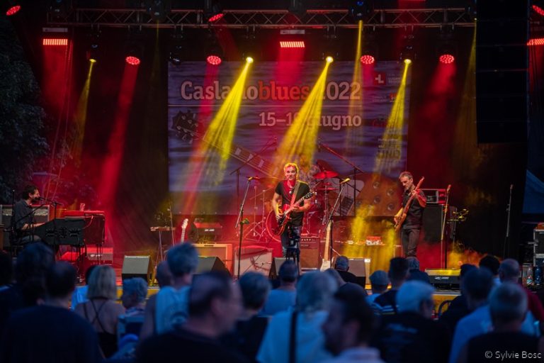 c30 768x512