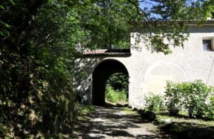 chiesa 300x195