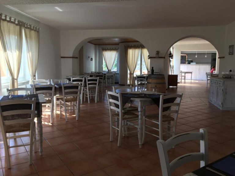 interno albergo ristorante belcantone novaggio 768x576