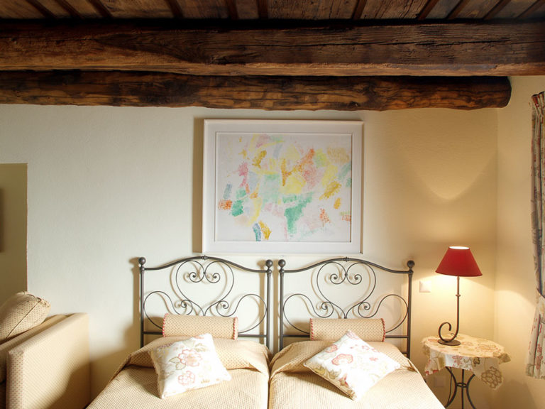camera artista Fritz Huf bb bed breakfast tenuta vallombrosa canton ticino svizzera lugano lago 768x576