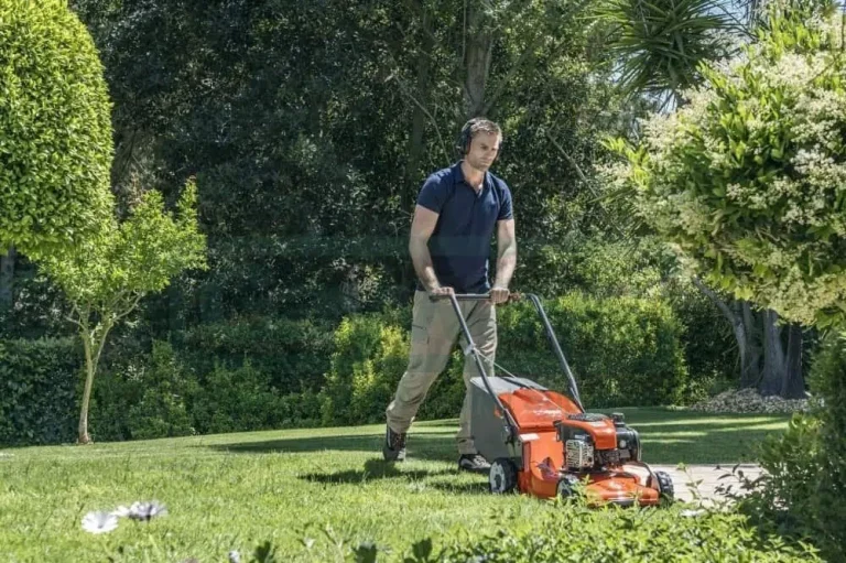 husqvarna lc 768x511