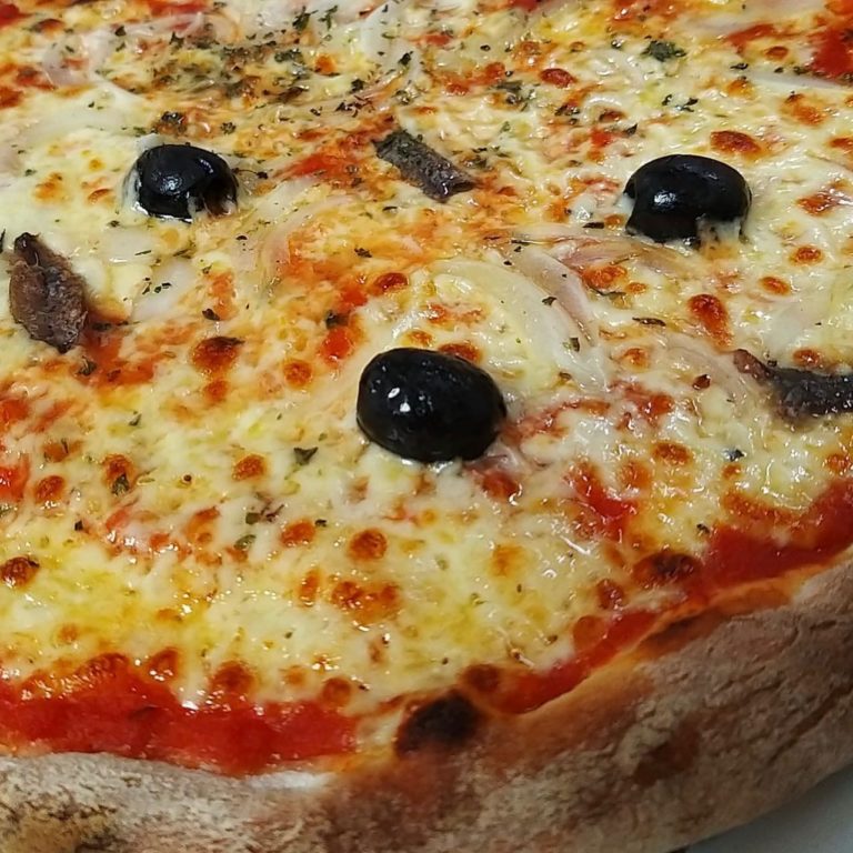 pizza olive 768x768