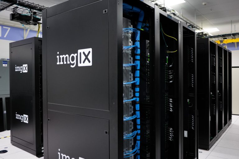 servers 768x514