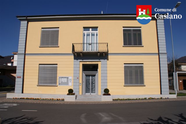 Casa Comunale con Stemma