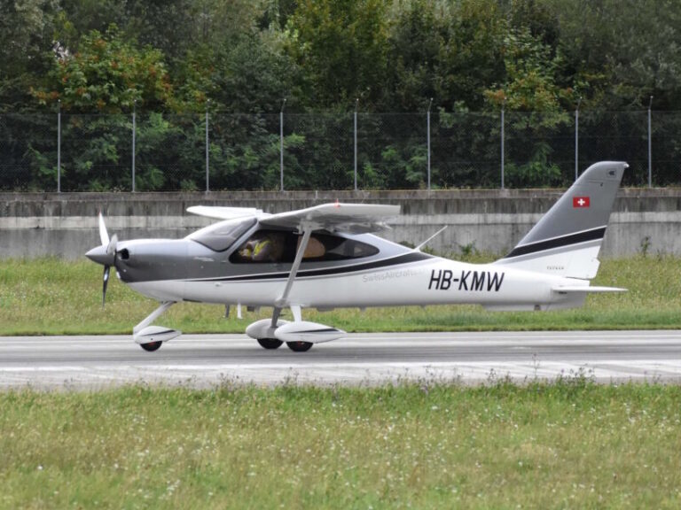 avilu tecnam p2010tdi hbkmw 1 800x600 1 768x576