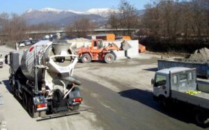 camion beton mobil service bioggio 300x187