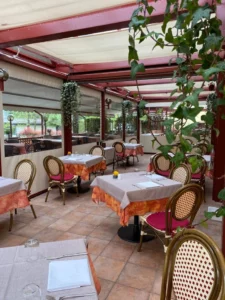 interno verso terrazza 225x300