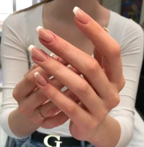 nails 294x300