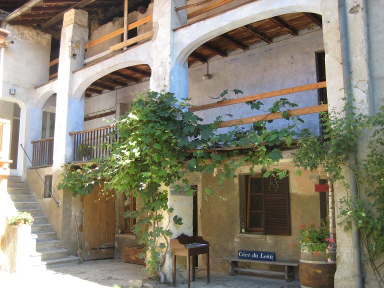 facciata IMG 1818 768x576