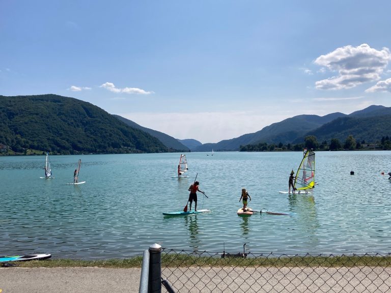 scuola di windsurf 768x576